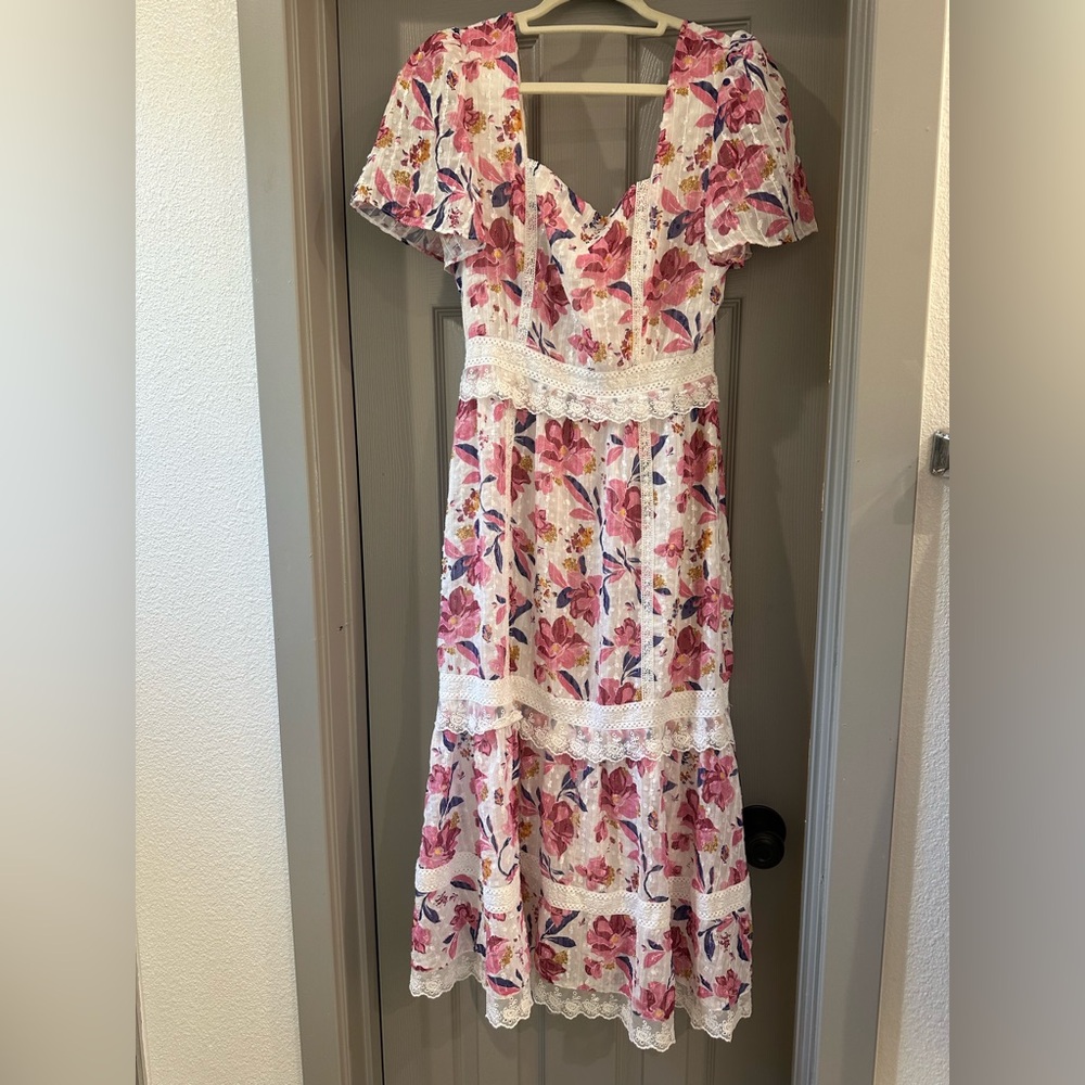 Adelyn Rae Pink and White Floral Maxi Dress